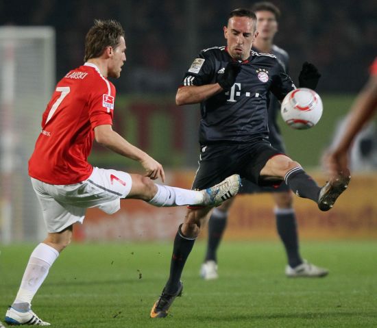 霍金斯回到 霍金斯回到